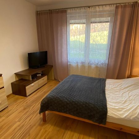אוסטראון Apartament Zacisze מראה חיצוני תמונה